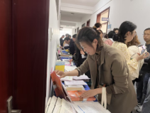 如皋市七年级语文教学专题研讨会 暨课外阅读过程考核活动在长江镇郭园初中举行