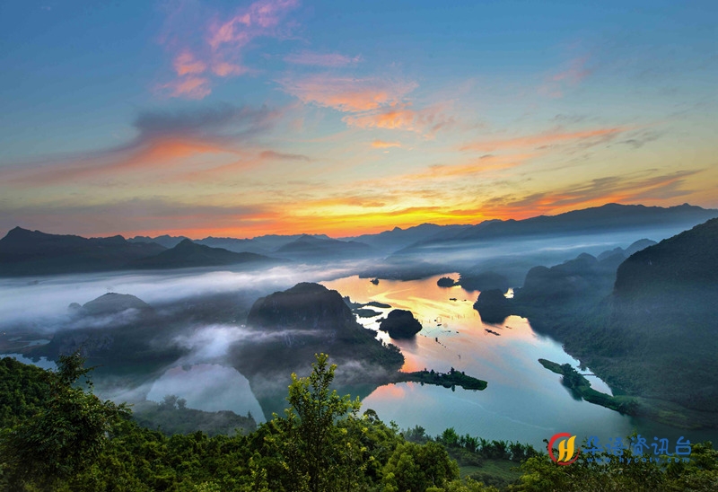 东兰坡豪湖风光。东兰县融媒体中心供图