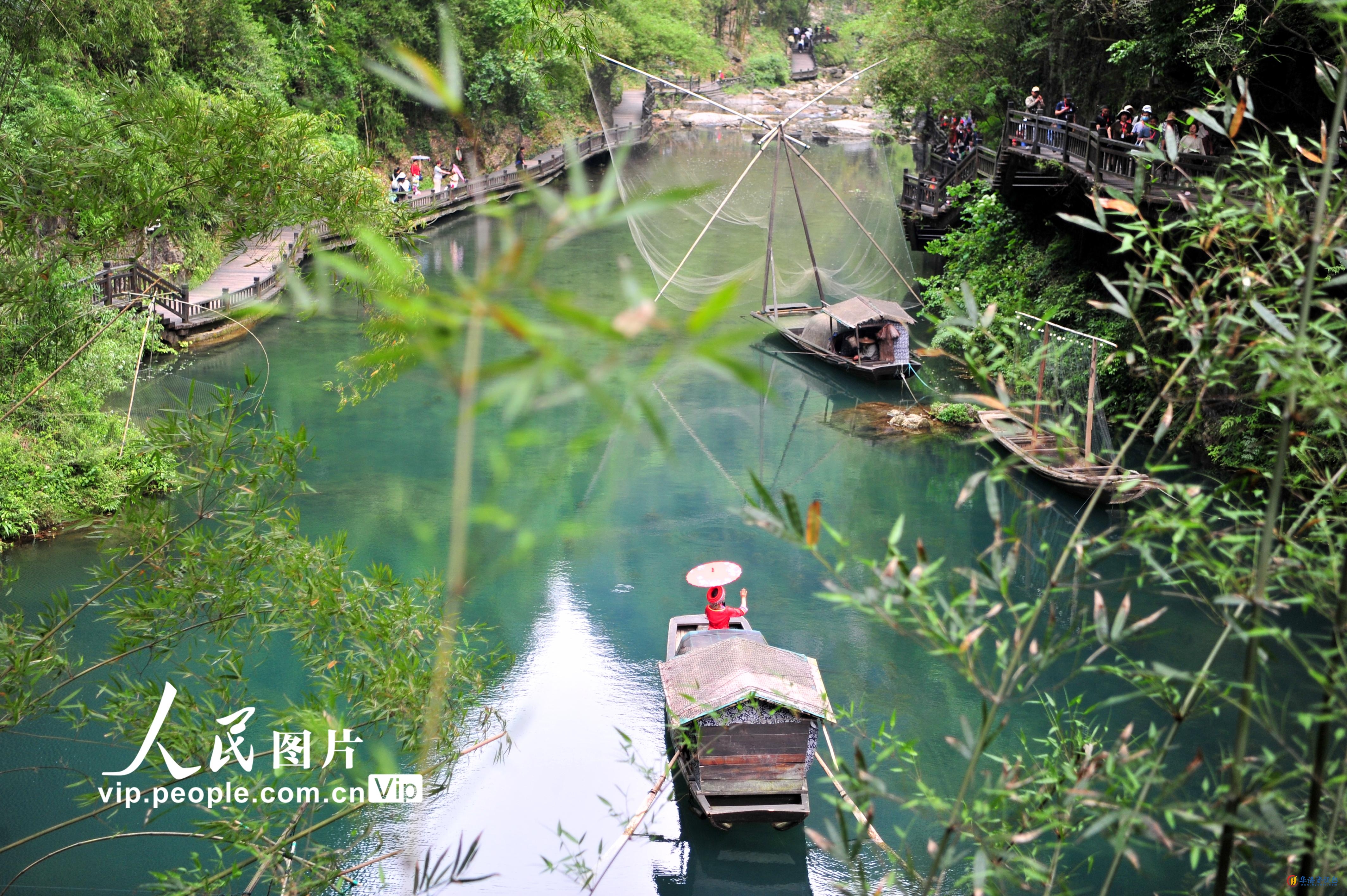 湖北宜昌：春日三峡旅游持续升温