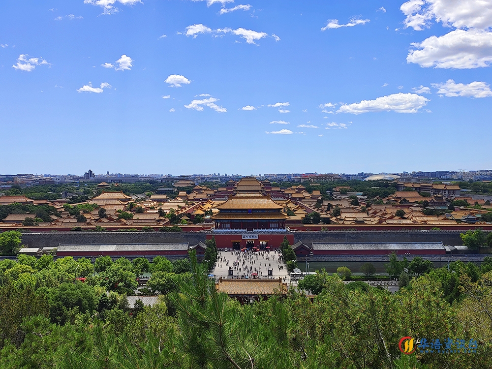 从景山俯瞰故宫。图片来源：视觉中国