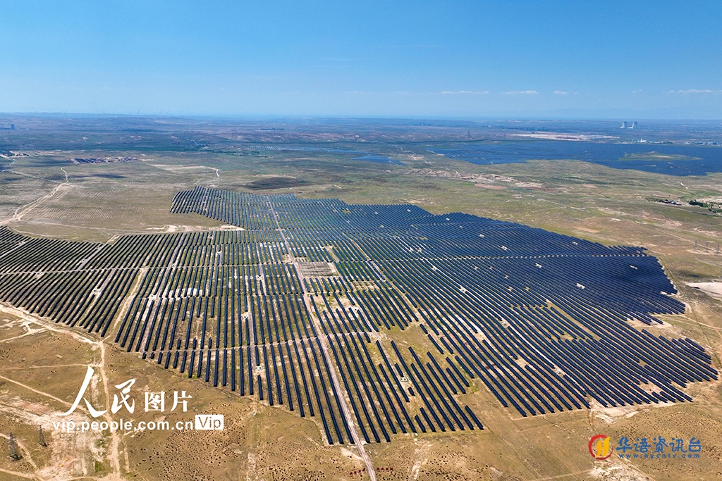 宁夏银川：“光伏+生态”赋能绿色发展