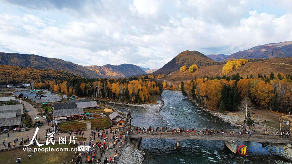 新疆布尔津：禾木秋色迎客来【4】