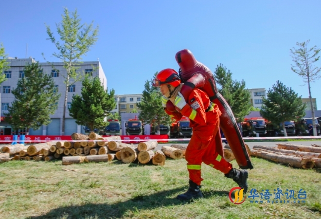 伊犁：夏练三伏强技能